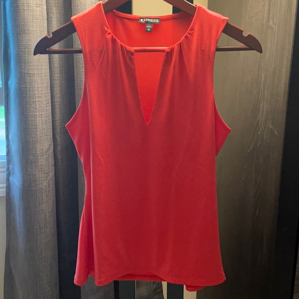 Express-Tank top with V neck